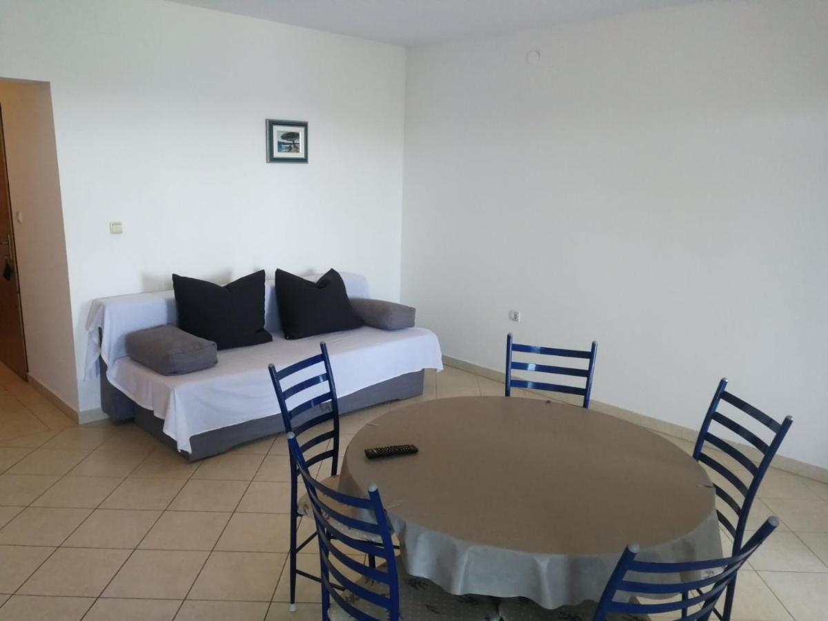 Apartman Cemeljic Apartment มันเดร ภายนอก รูปภาพ