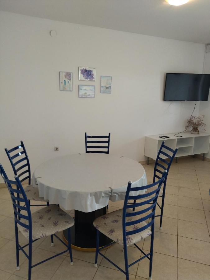 Apartman Cemeljic Apartment มันเดร ภายนอก รูปภาพ